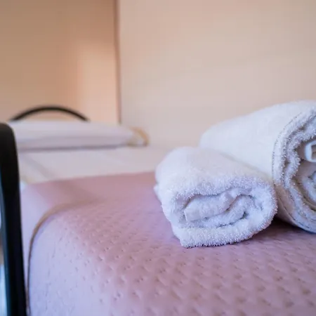 Capodichino 127-11 Nyaraló *