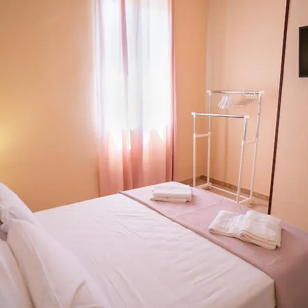 Capodichino 127-11 Nyaraló Nápoly