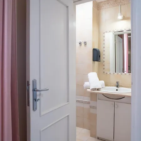 Capodichino 127-11 Nyaraló